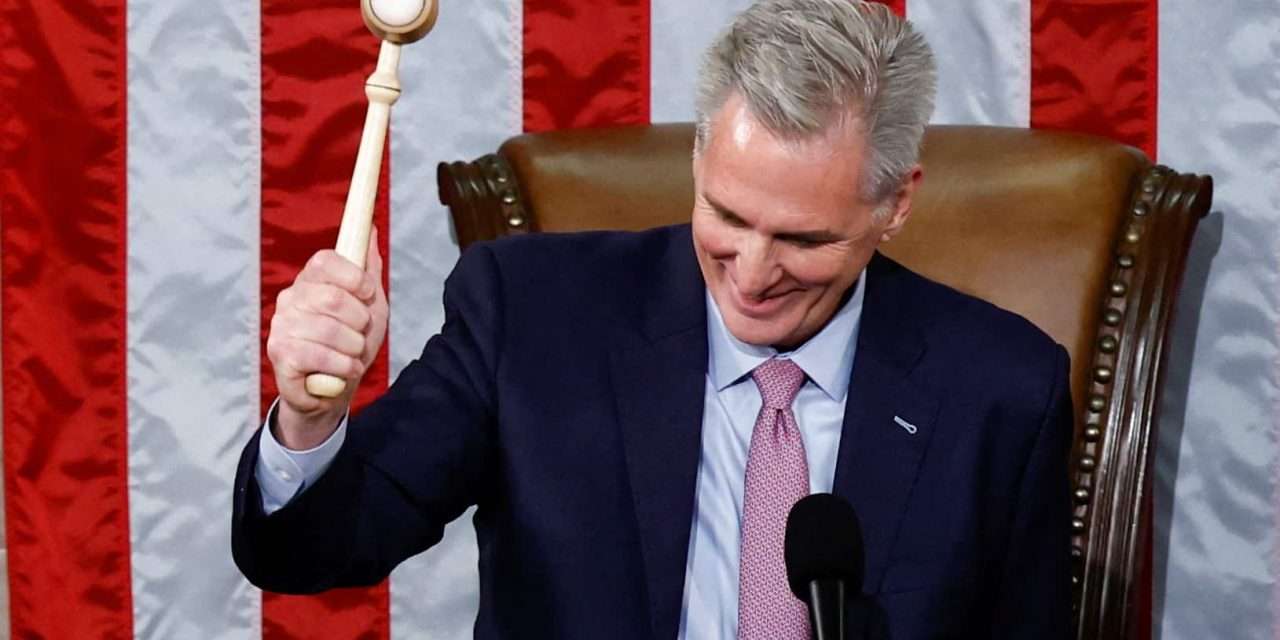 McCarthy è il 55esimo Speaker della Camera, è stato eletto alla 15esima votazione