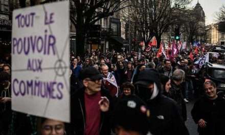 Francia, continuano le manifestazioni contro la riforma della pensioni