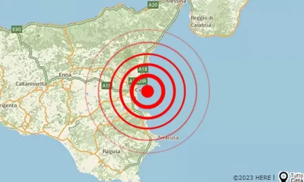 Sicilia, scossa di terremoto di magnitudo 4.4: la gente si è riversata in strada