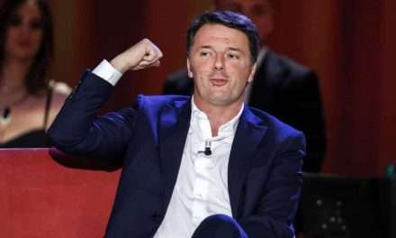 Renzi annuncia la sua candidatura alle Europee e lo farà con nuovo logo “Il Centro”. Calenda: “Buona strada”