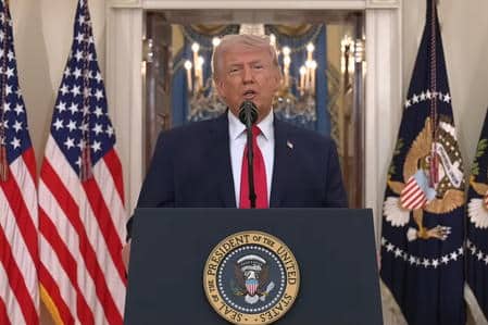 Trump minaccia l’Iran: “48 ore prima dell’inferno”. Jet USA abbattuto e tensione su Hormuz